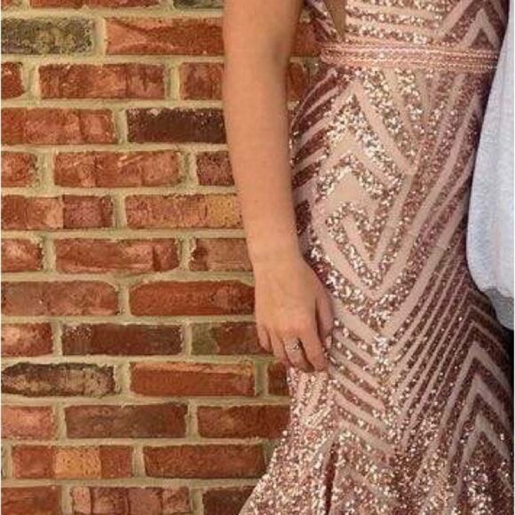 Jovani mermaid prom dress size 2 - Picture 8 of 16